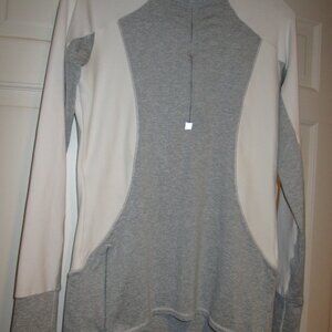 Athleta Gray and White 3 /4 zipper Jacket  Size Small